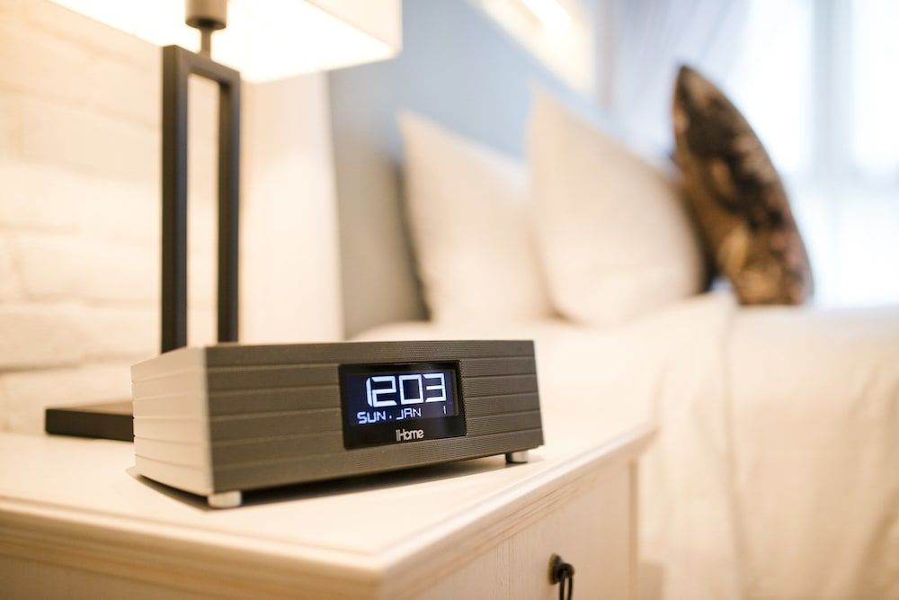 Hotel NuVe Heritage Deluxe Room, 1 King Bed 8