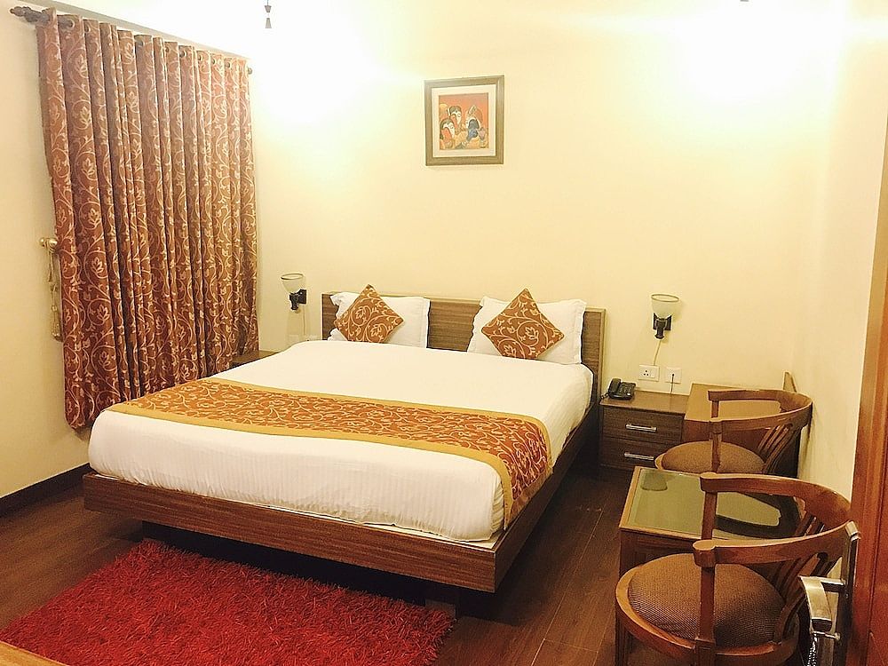 undefined Skylink Suites 5