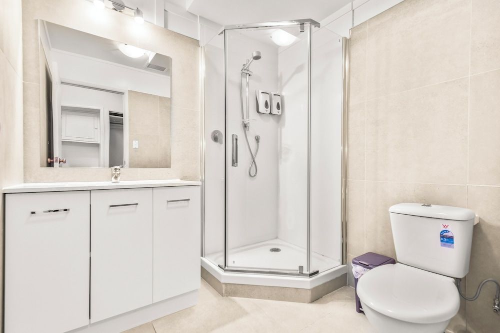 Albion of Auckland Standard Double Room 12