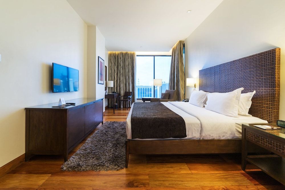 Junior Suite, 1 King Bed
