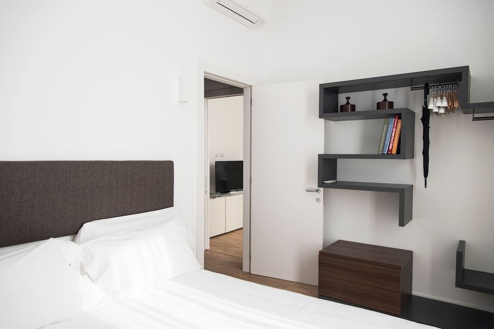 Brera Apartments in San Babila Appartamento con 1 camera da Letto Deluxe, Via Santa Cecilia 2