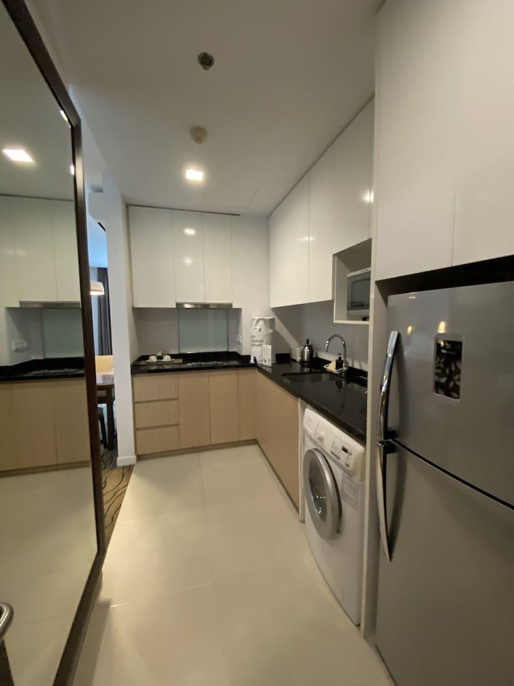 Somerset Central TD Hai Phong City Executive Studio, 1 King Bed, City View 6