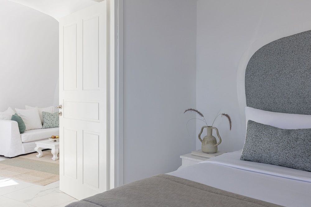 undefined Canaves Oia Suites - Small Luxury Hotels of the World 10