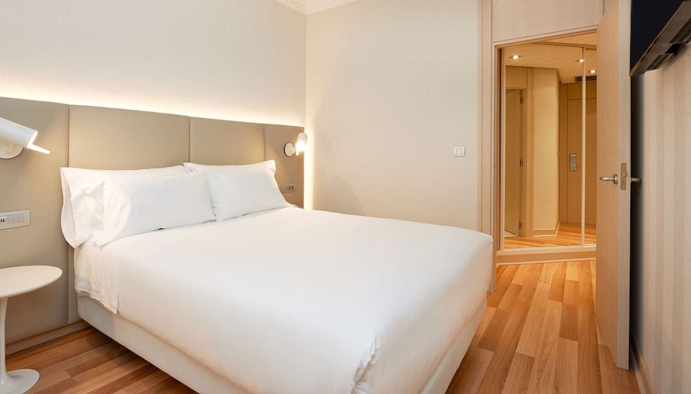 undefined NH Bilbao Deusto
