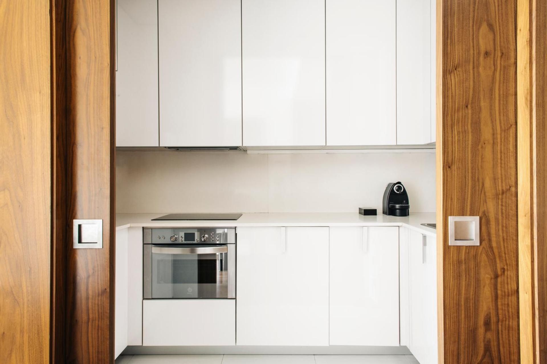 Suites Avenue Superior Apartment 8