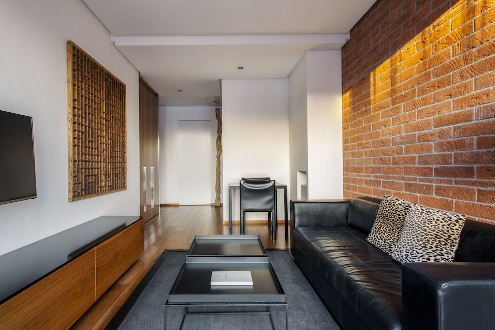 Suites Avenue Superior Apartment 12