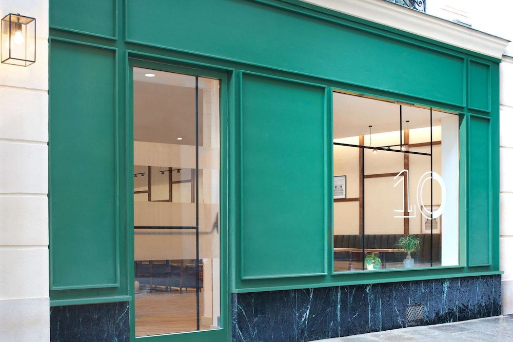 undefined Hotel 10 Opera by HappyCulture 4