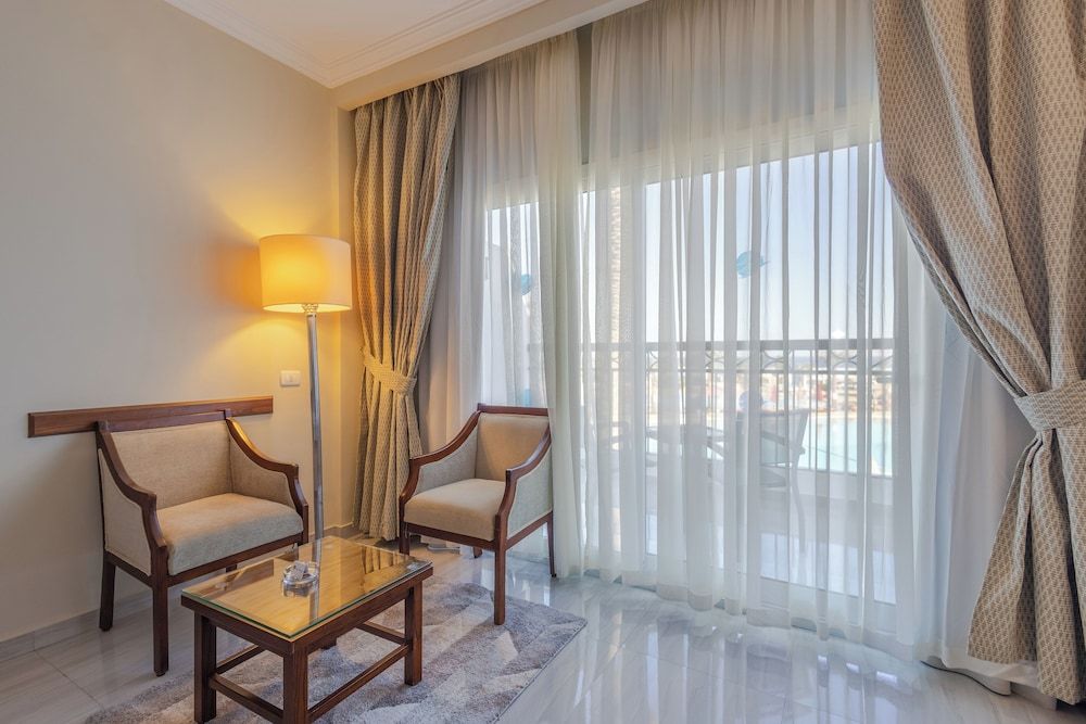 Sultan Gardens Resort Select Room with Sea View 11