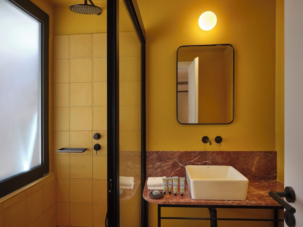 Astikon House Deluxe Room, Balcony 7