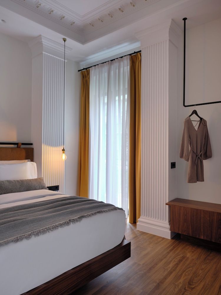 Astikon House Deluxe Room, Balcony 2