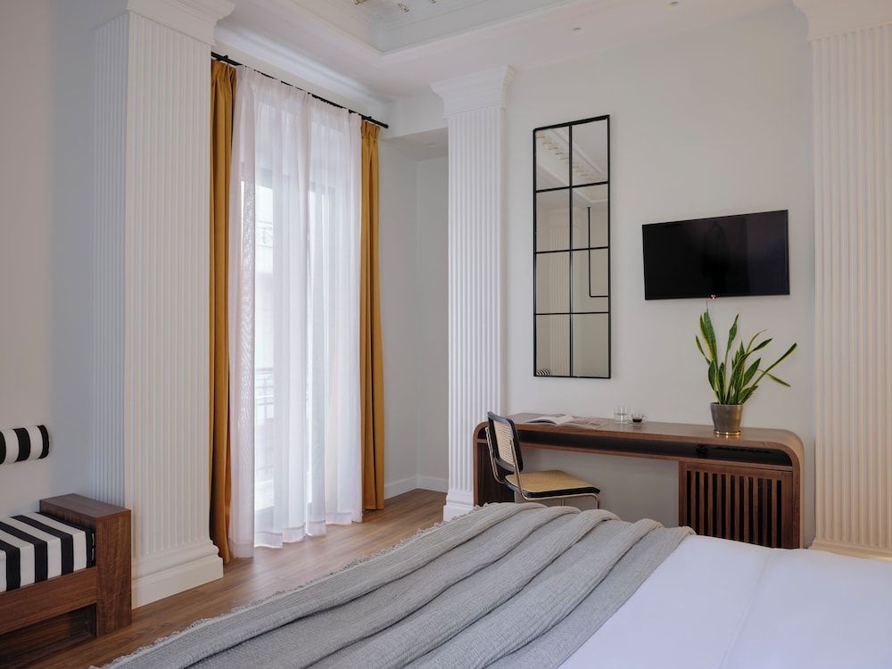 Astikon House Deluxe Room, Balcony 3