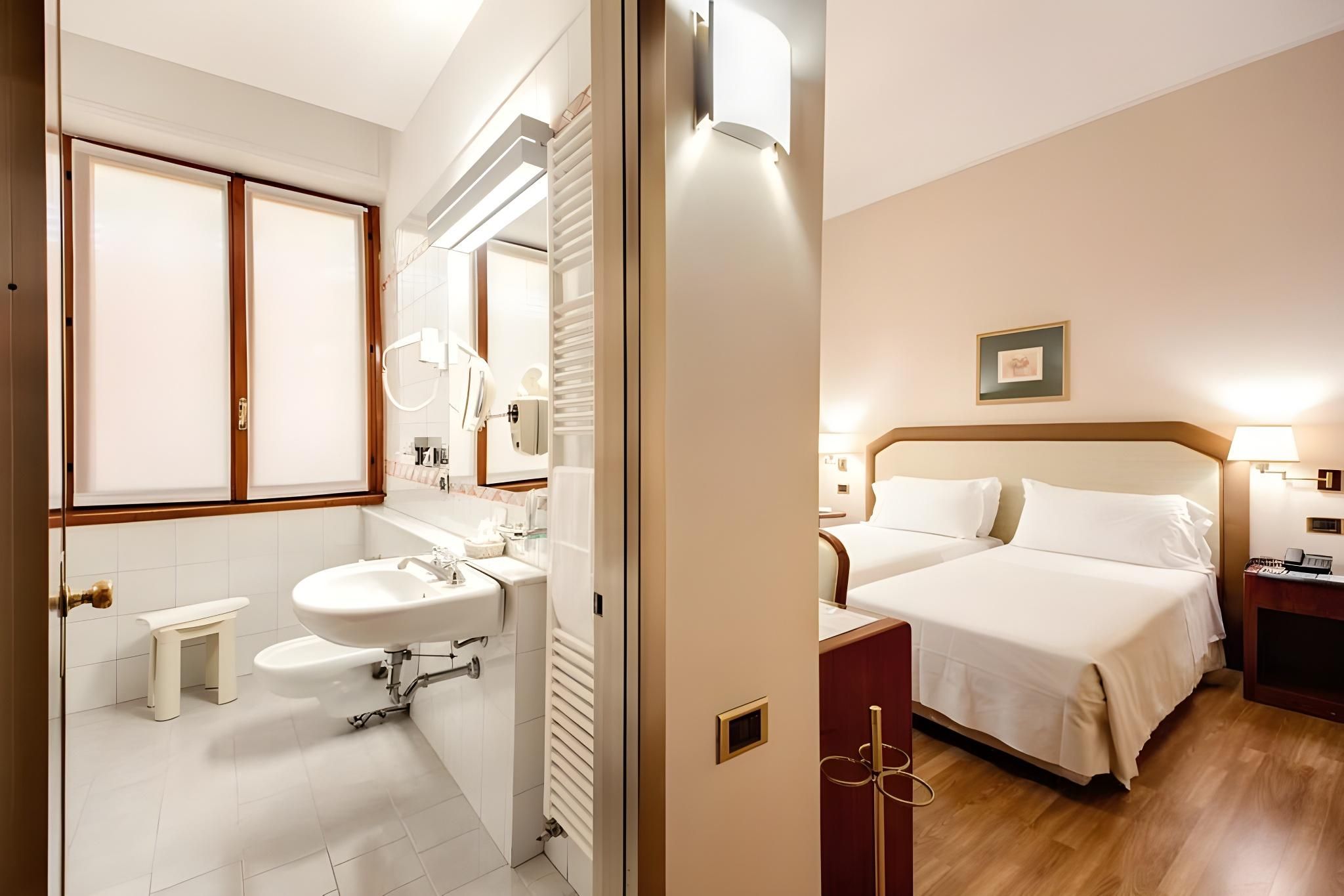 undefined Hotel Bristol 7
