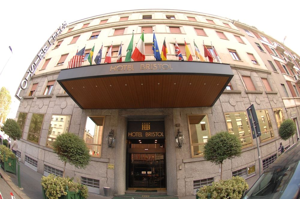 undefined Hotel Bristol 6