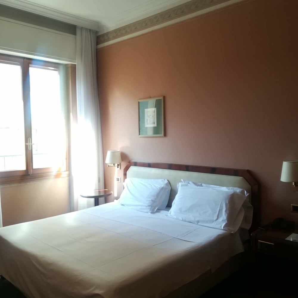 undefined Hotel Bristol 10