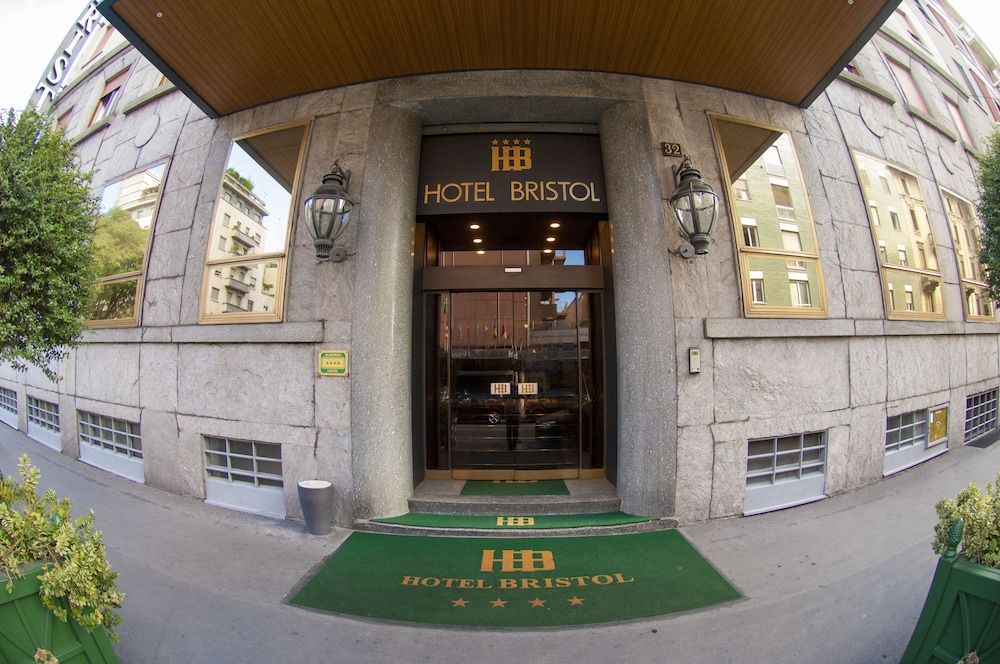 undefined Hotel Bristol 2