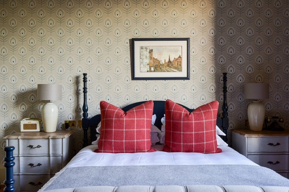 The Roseate Edinburgh The House Superior Room (located at 5 Hampton Terrace) 6