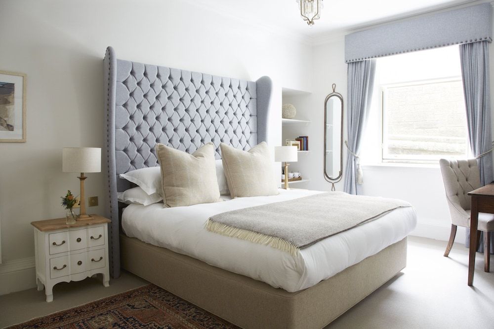 The Roseate Edinburgh The House Superior Room (located at 5 Hampton Terrace)