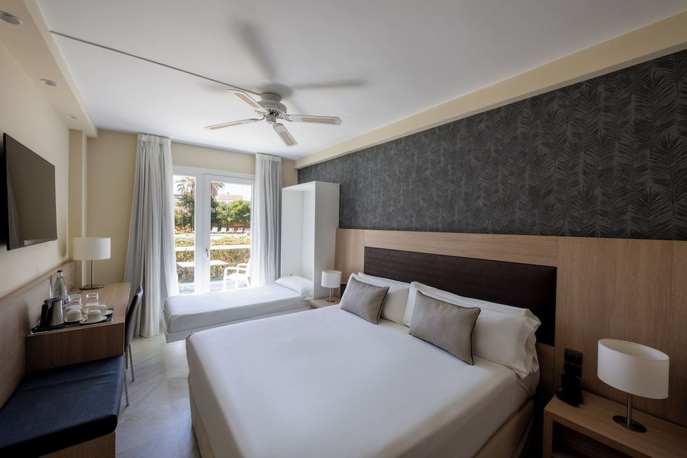 Catalonia Mirador des Port Triple Room, Terrace, Garden Area 2