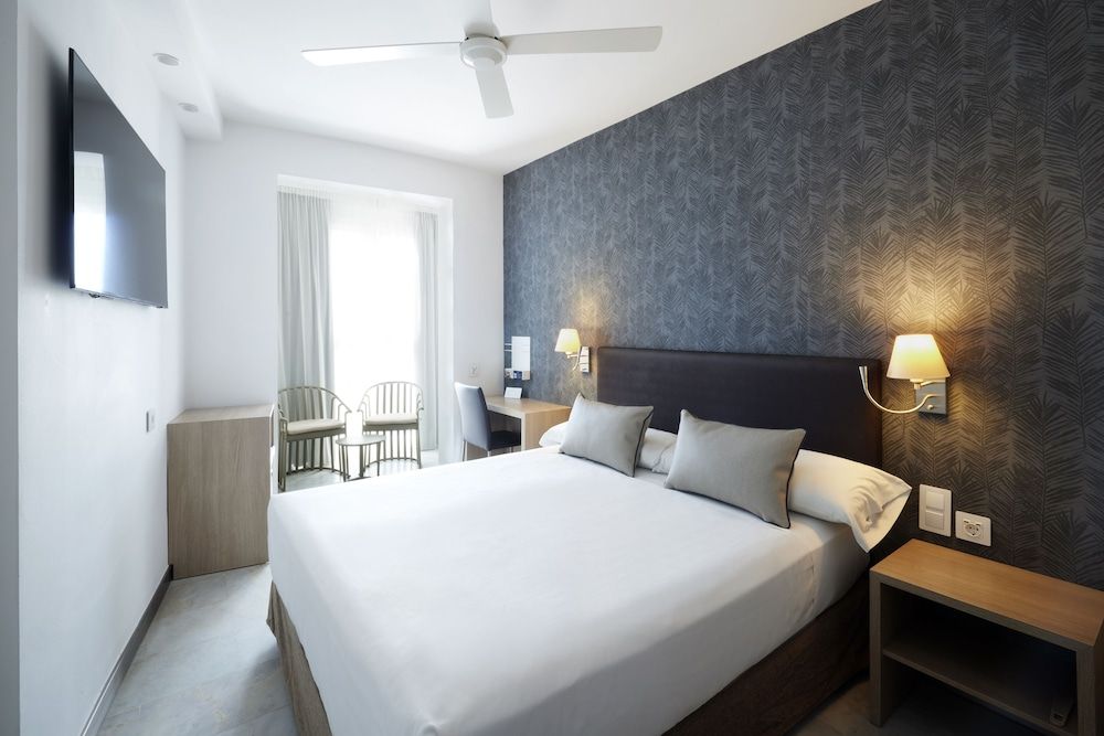 Double Room Single Use