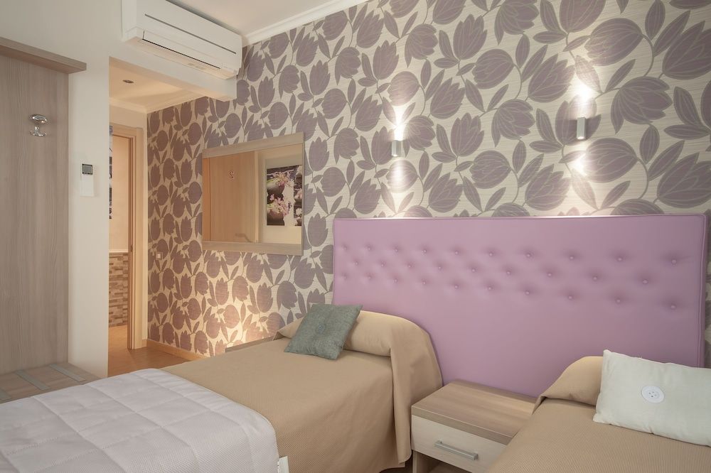 Rome King Suite Double Room 8