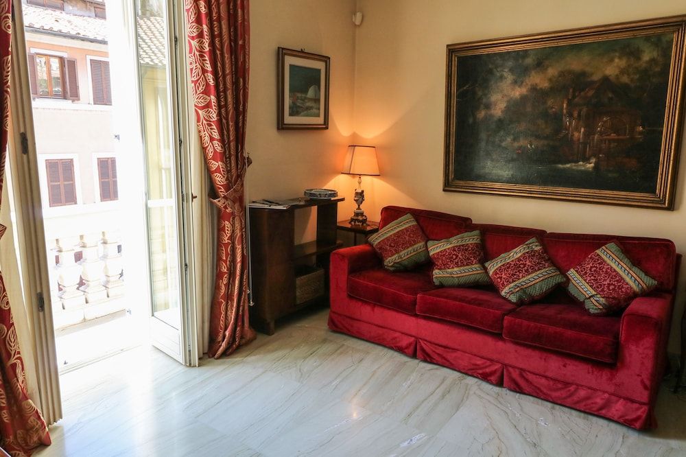 undefined Rome King Suite 8