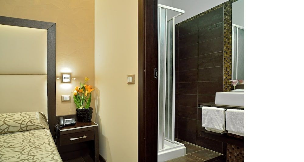 Catone District Hotel Double Room 10