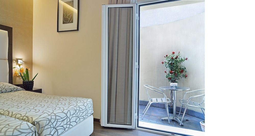 Catone District Hotel Double Room 17