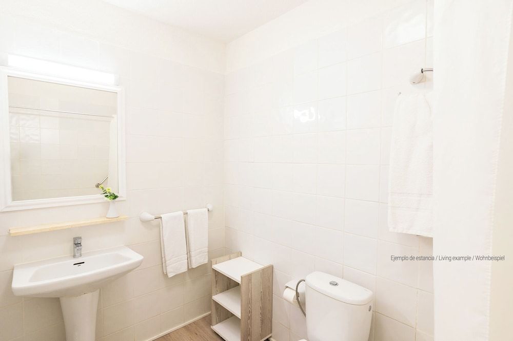 undefined Hovima Panorama 5