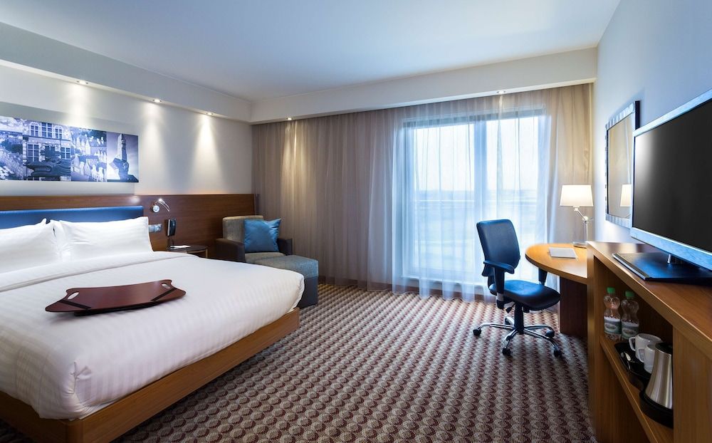 undefined Hampton By Hilton Gdansk Airport 4