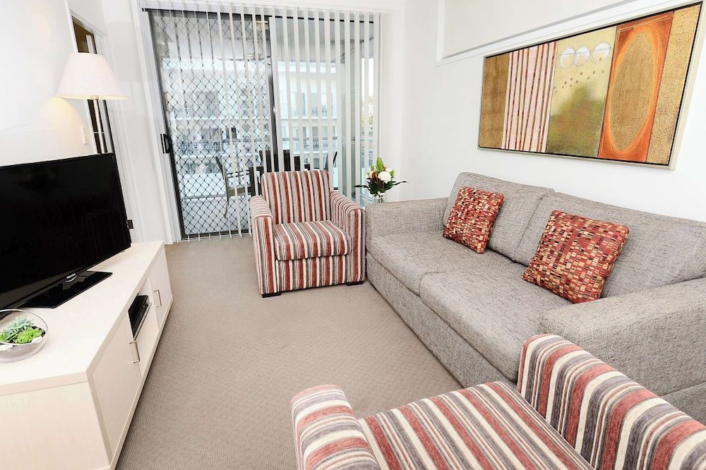 Oaks Moranbah Suites Apartment, 1 Bedroom 9