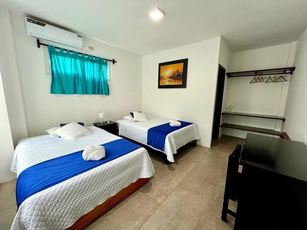 Hotel Cally Galapagos Twin Room