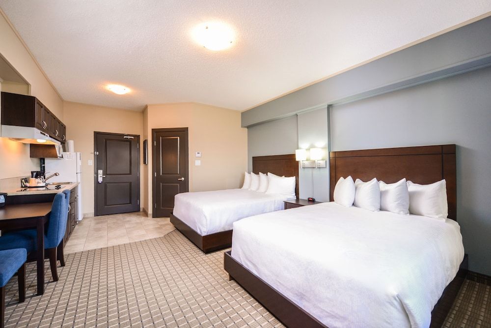 Standard Double Room, 2 Queen Beds, Kitchenette