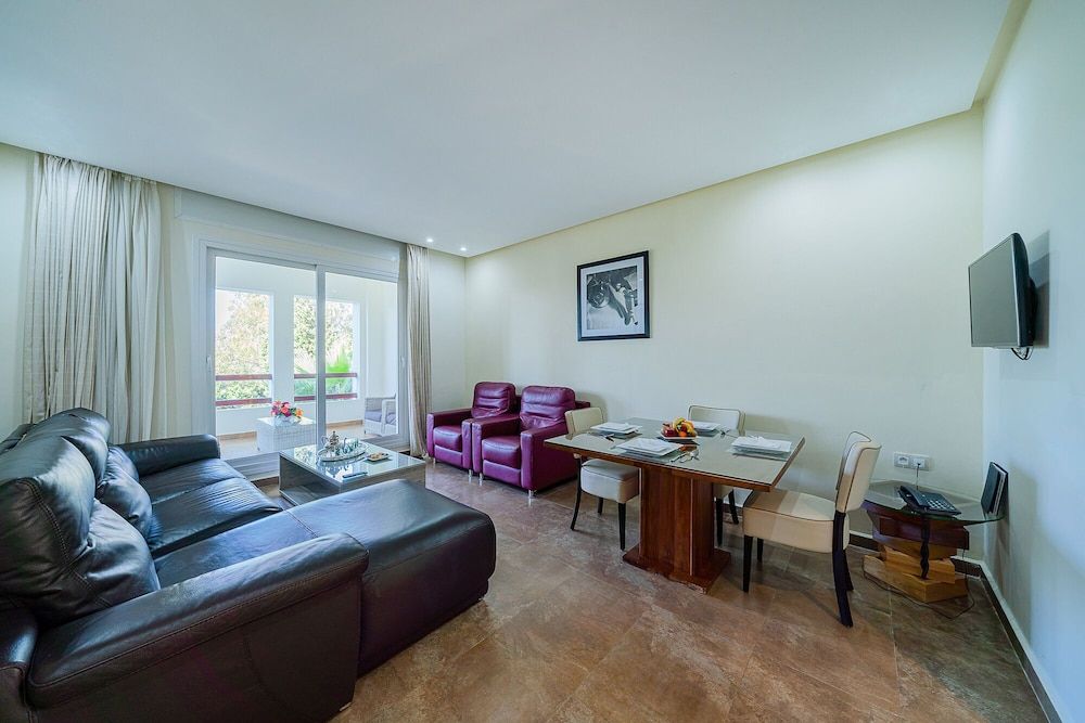 Mnar Castle Apartments