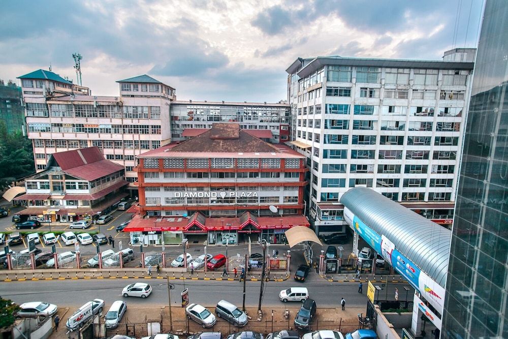 undefined Diamond Plaza Apartments 4