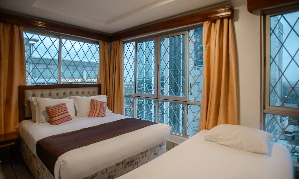 undefined Diamond Plaza Apartments 7