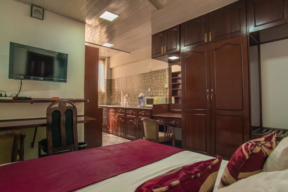 undefined Diamond Plaza Apartments 2