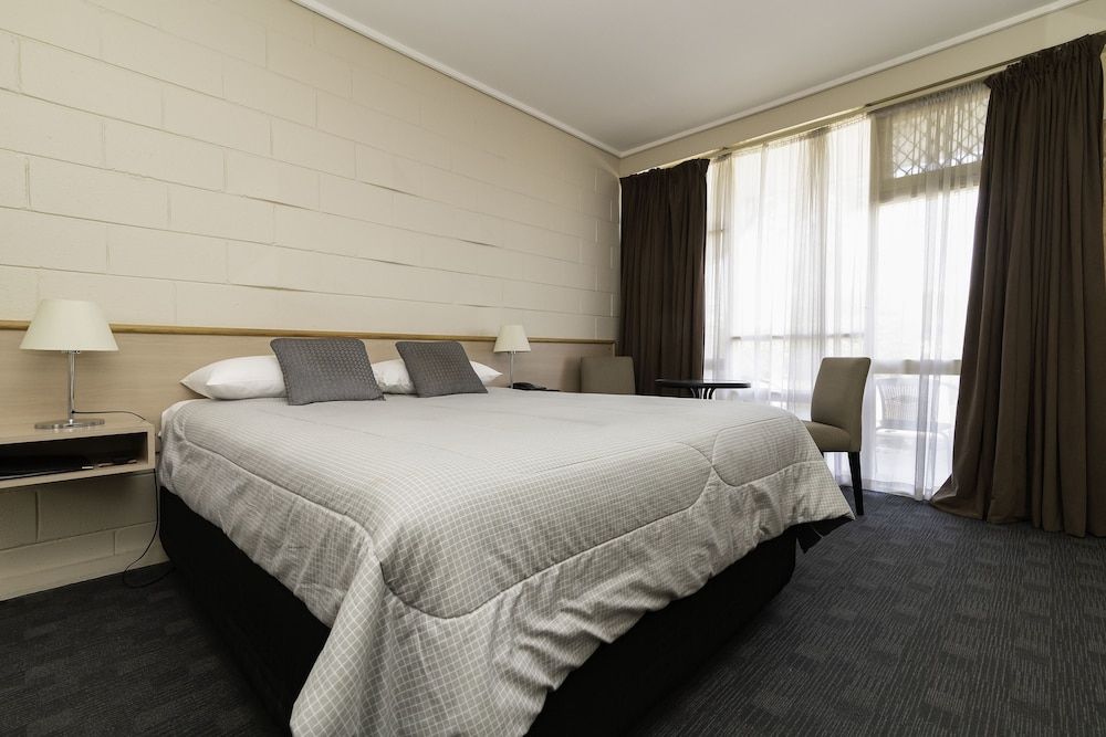 The Prince Mark Motor Inn Double Room 2