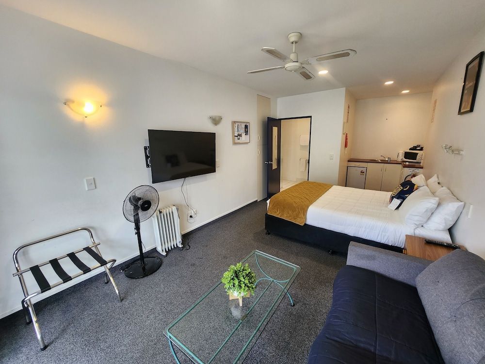 U Studios Paraparaumu Beach Self-contained Queen Studio 4