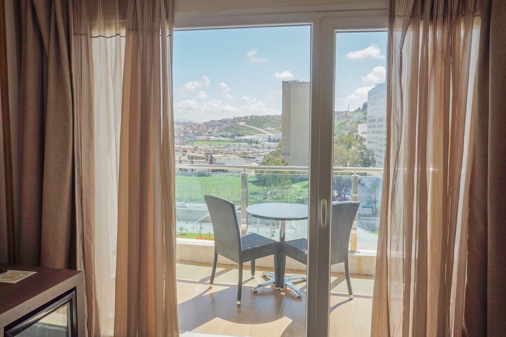 Royal Tulip City Center Tanger Executive Room, 1 King Bed 2