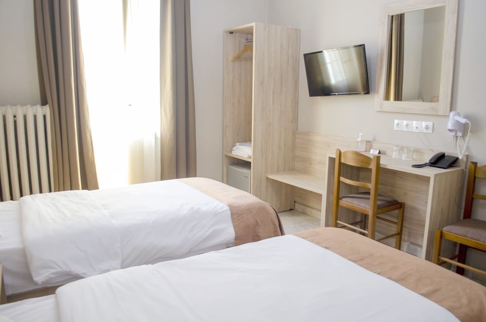 Nea Metropolis Twin Room 4