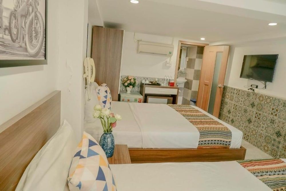 Panoramic Triple Room