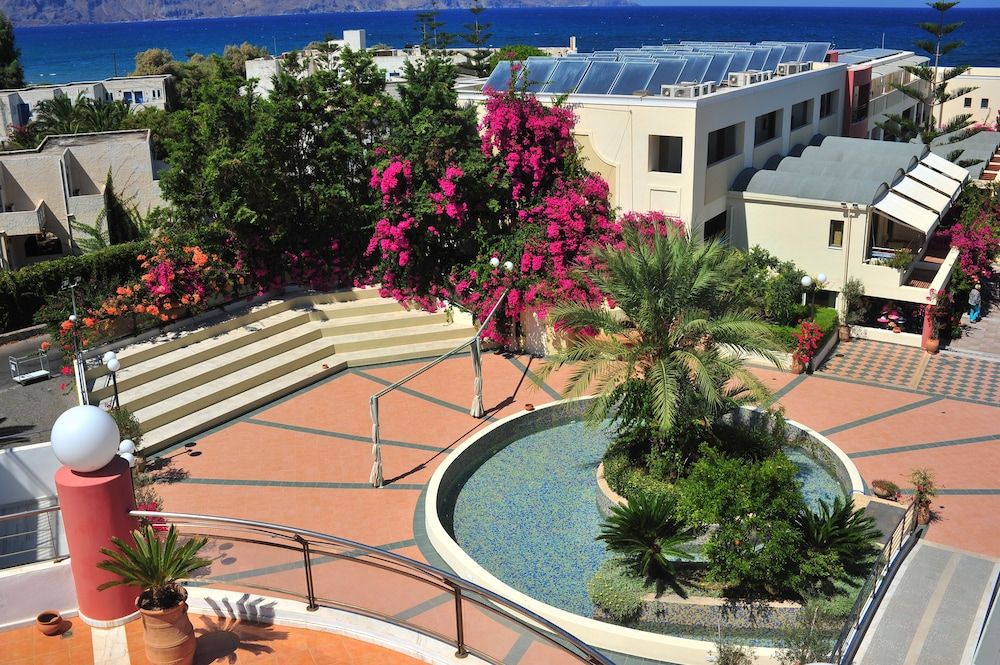 Hydramis Palace Beach Resort