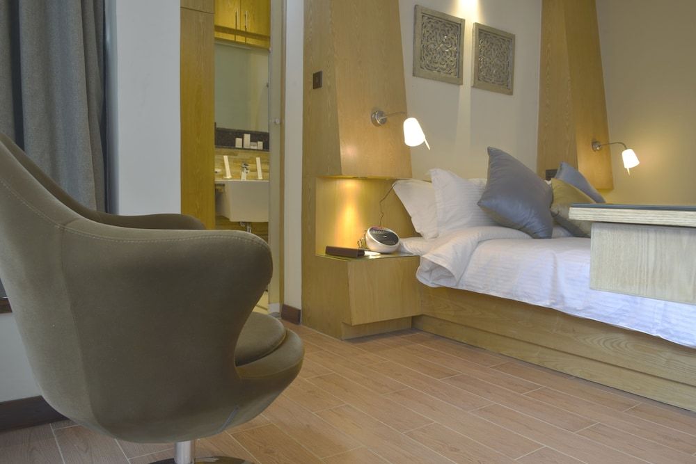 undefined La Maison Royale 10