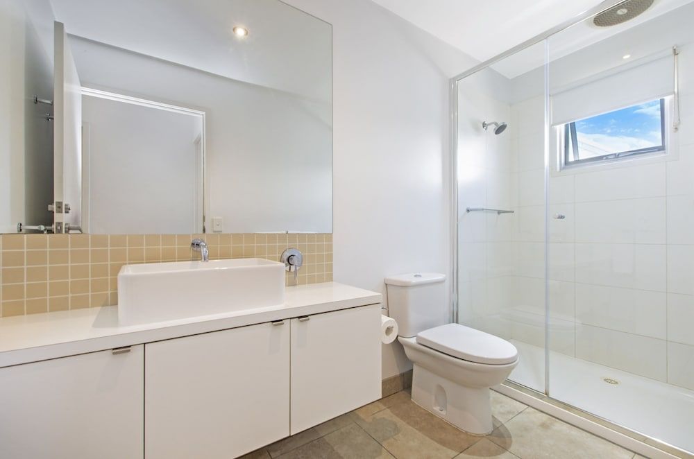 The Victoria Two Bedroom Apartment 13