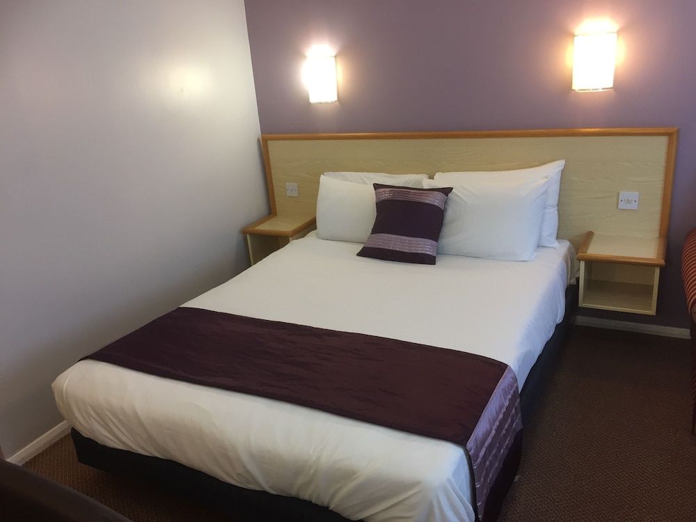 Redwings Lodge Uppingham Standard Room (King Room) 5