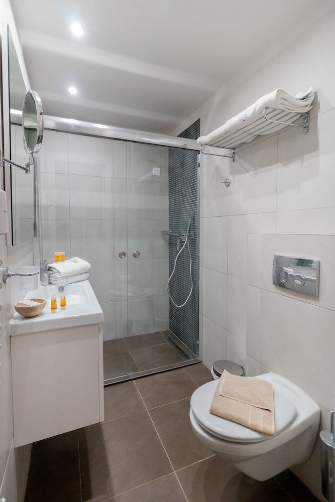 Hotel Artina Nuovo Studio, Partial Sea View 5