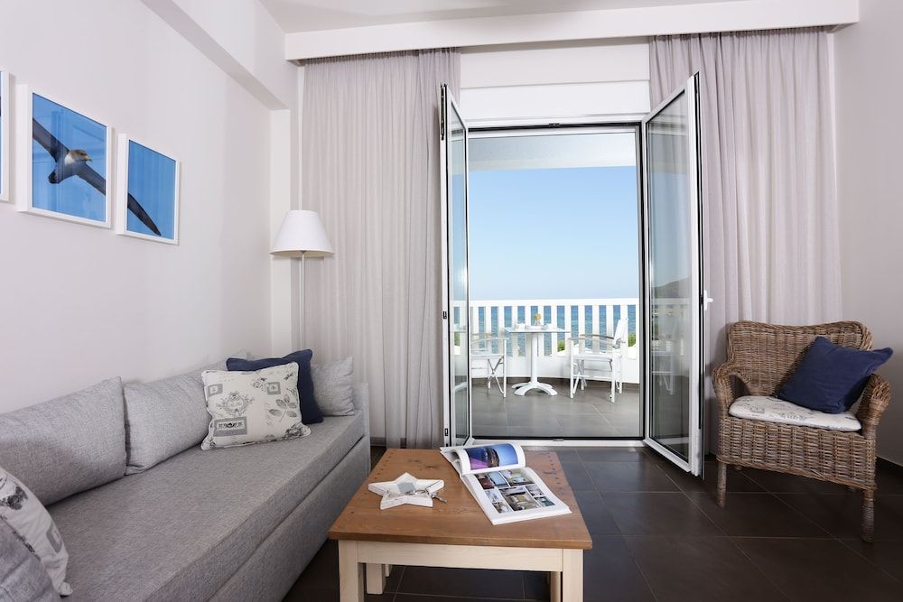 Hotel Artina Nuovo Studio, Partial Sea View 8