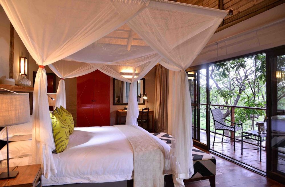 Suite, 3 Bedrooms