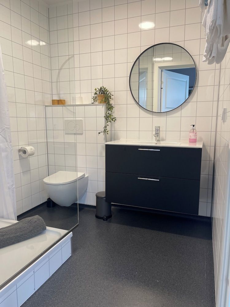 Hildibrand Hotel Economy Double or Twin Room, Courtyard View, Annex Building 6