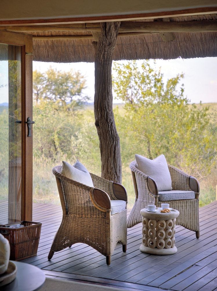 Rhulani Safari Lodge Family Chalet, 2 Bedrooms 2